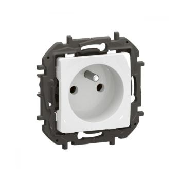 Legrand - Keret nélküli háztartási dugaljzat NILOE 250V fehér NP3101WH kép