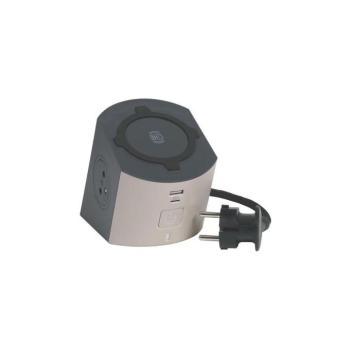 Legrand 049402-Aljzatelosztó kapcsolóval 2Z Típus E +USB-A+USB-C és Vezeték nélküli töltés 10W 2m 049402 kép