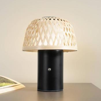 Lindby LED tölthető asztali világítás Nifelia, bambusz, CCT, dimmelhető fényerő kép