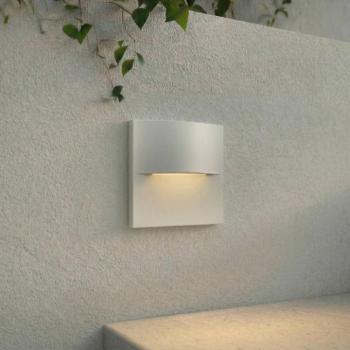 Lindby LED süllyesztett fali lámpa Alune, fehér, ívelt, 8x8 cm, IP65 kép