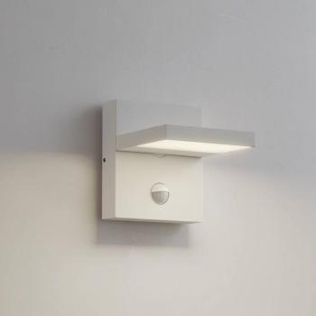 Lucande Silvan LED kültéri falilámpa, fehér, érzékelővel, IP54, 16 cm kép