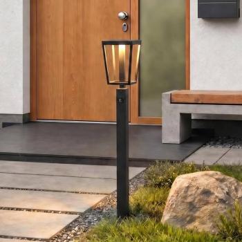 Lucande Lynx LED ösvény világítás, 95,5 cm, fekete, IP65, érzékelővel kép