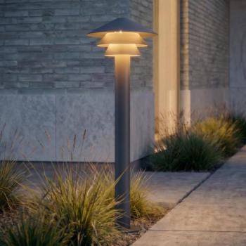 Lucande Montaro LED ösvény világítás, 110 cm, antracit, IP54 kép