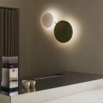 MARSET LED fali lámpa Caramel, opál, Ø 28 cm, TRIAC, üveg kép