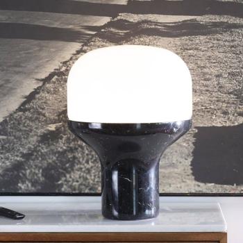 Martinelli Luce Delux asztal 22 cm márvány fekete kép