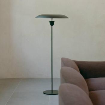 NEW WORKS Kantarell LED álló világítás, fekete, dimmelhető, 127 cm kép