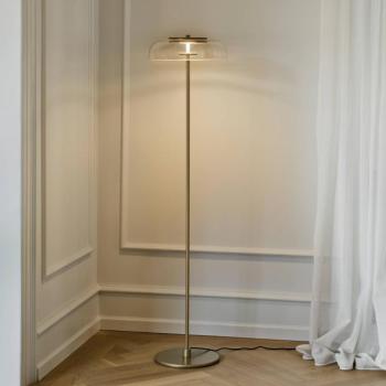 Nuura LED álló világítás Blossi, magasság 120 cm, arany színű/átlátszó