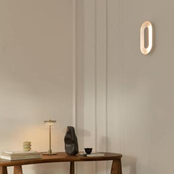 Nuura LED fali lámpa Sasi, magasság 29 cm, ezüst színű, fém kép