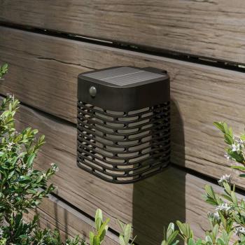 Philips Hara LED-es napelemes fali lámpa, fekete, érzékelővel, IP44 kép