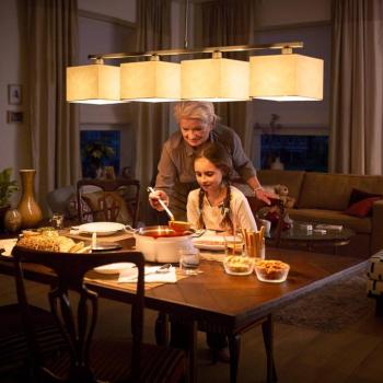Philips SceneSwitch E14 LED gyertya 4,3 W izzószál kép