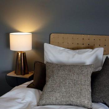 PR Home Aira asztali lámpa, magasság 50 cm, sárgaréz színű/fehér kép
