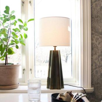 PR Home Aira asztali lámpa, magasság 65 cm, sárgaréz színű/fehér kép