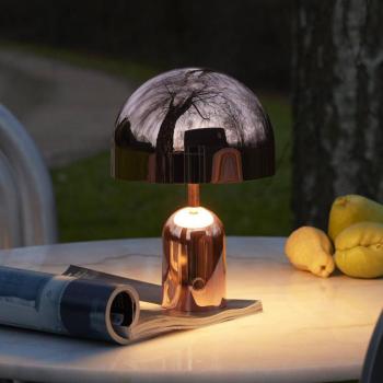Tom Dixon BELL PORTABLE újratölthető asztali világítás, réz, 28 cm IP44 kép