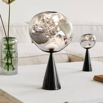 Tom Dixon LED asztali lámpa Melt Cone Fat, króm/fekete, 47 cm kép