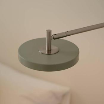UMAGE Asteria Long LED fali lámpa, olajzöld, acél, vezetékes csatlakozás kép