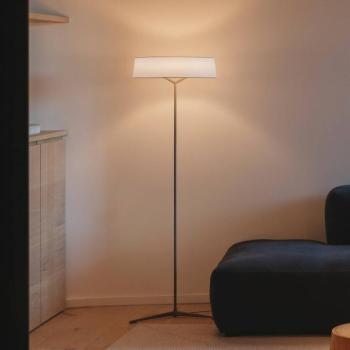 Vibia LED álló világítás DAMA, bézs, magasság 140 cm Papír/fém kép